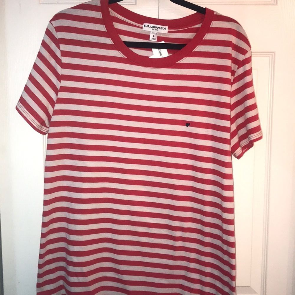 NWT Red&White stripes classic Tee with heart logo